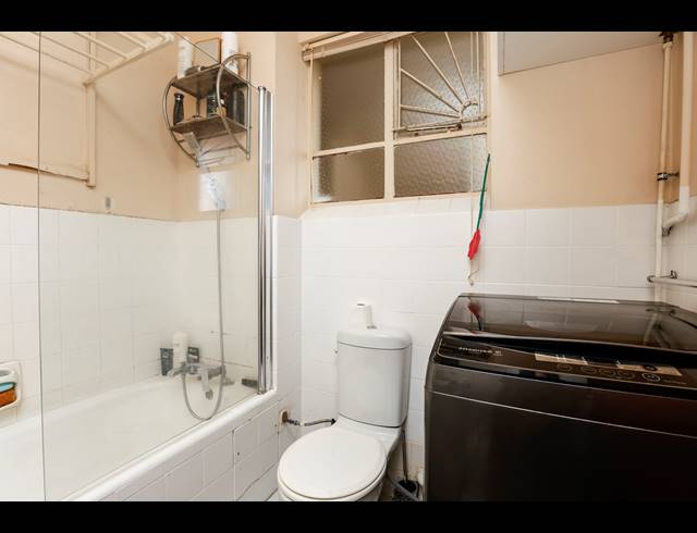 1 BEDROOM FLAT FOR SALE IN ESSENWOOD